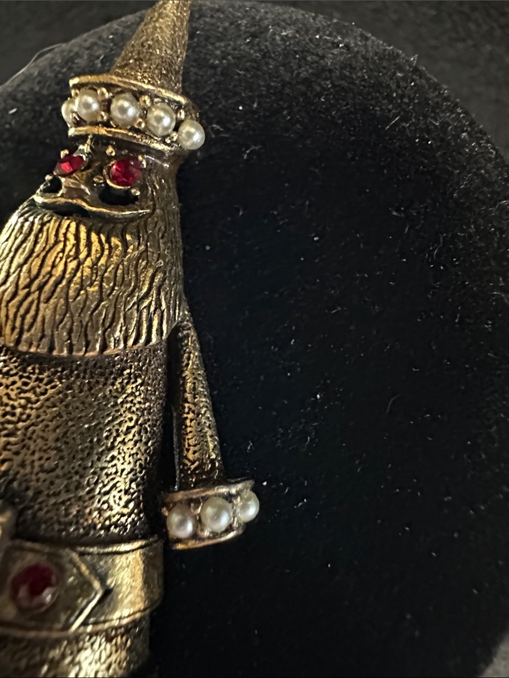 Vintage Signed Hollycraft Christmas Tree Santa Claus Brooch Pin Red Rhinestone - Picture 8 of 15
